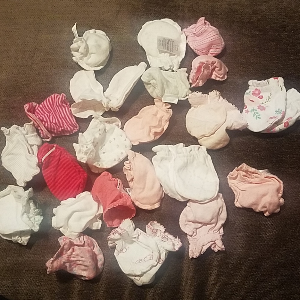 Infant mittens